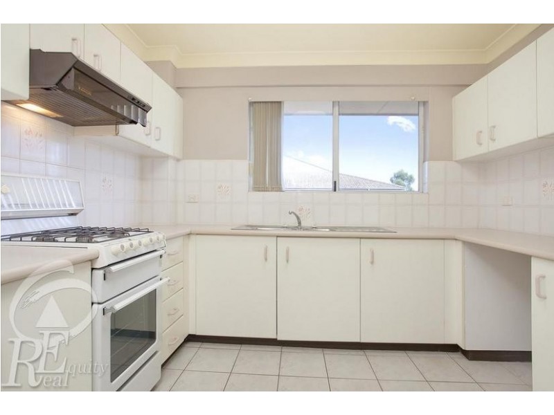 23/7 Mead Drive, Chipping Norton NSW 2170