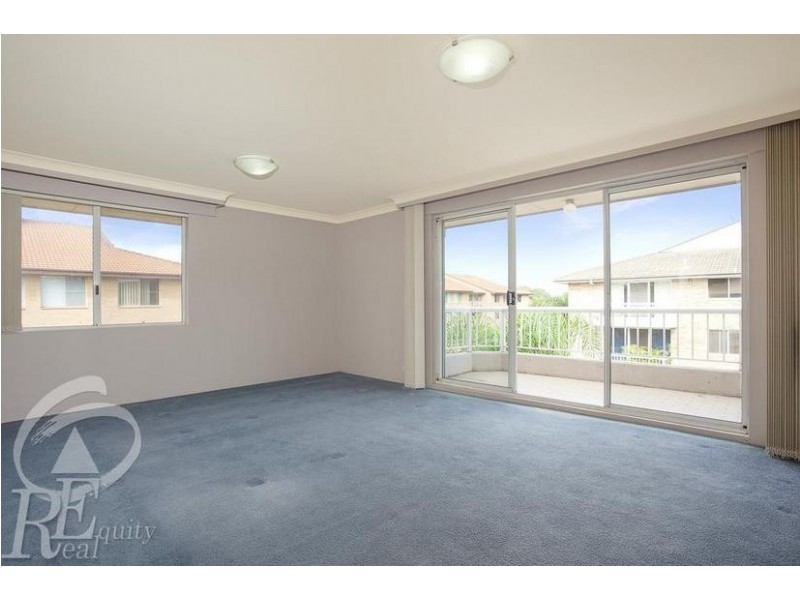 23/7 Mead Drive, Chipping Norton NSW 2170