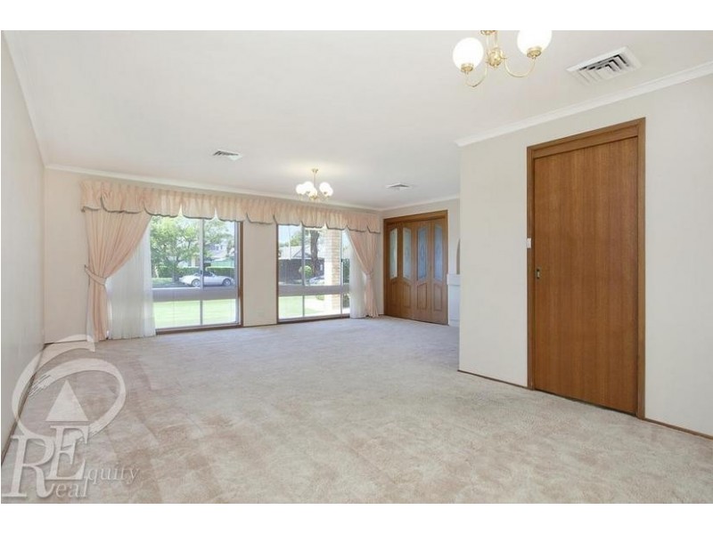 9 Thurnby Street, Chipping Norton NSW 2170