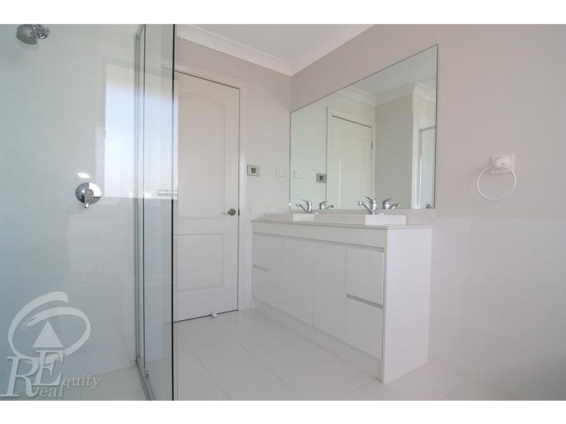 44 Gawler Avenue, Minto NSW 2566