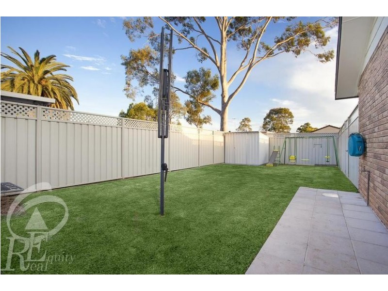 42 Wolverton Avenue, Chipping Norton NSW 2170
