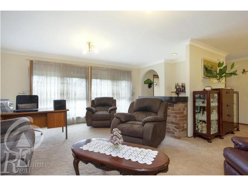 80 Rugby Crescent, Chipping Norton NSW 2170