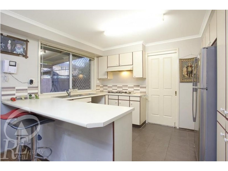 68a Nottingham Crescent, Chipping Norton NSW 2170