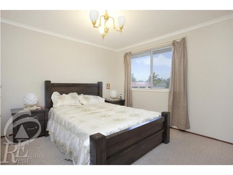 68a Nottingham Crescent, Chipping Norton NSW 2170