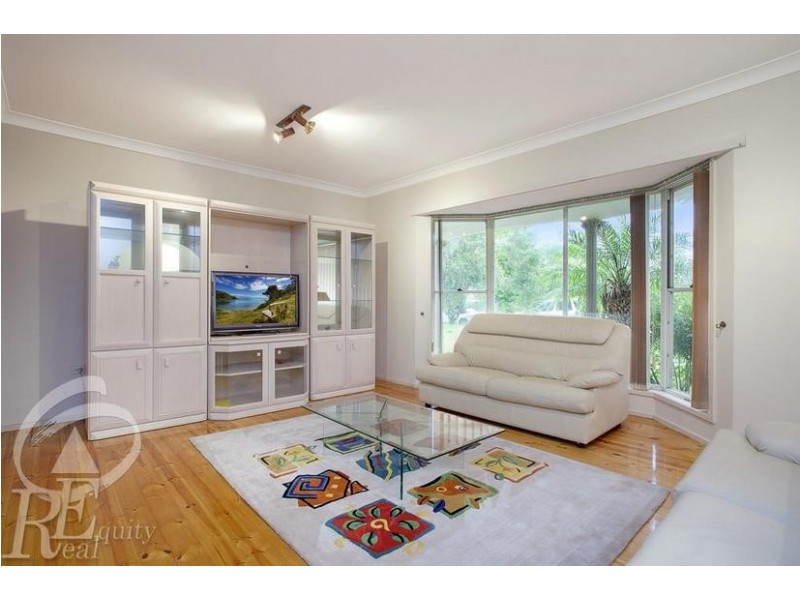 99 Rugby Crescent, Chipping Norton NSW 2170