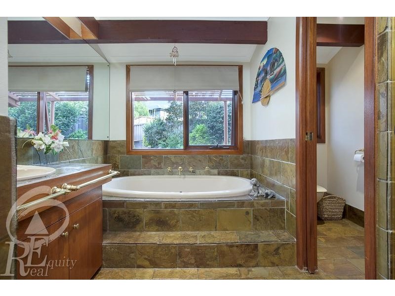 14 Sammut Crescent, Chipping Norton NSW 2170