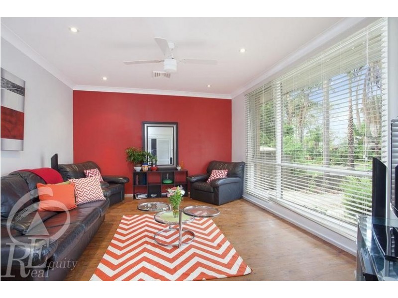 17 Balanada Avenue, Chipping Norton NSW 2170