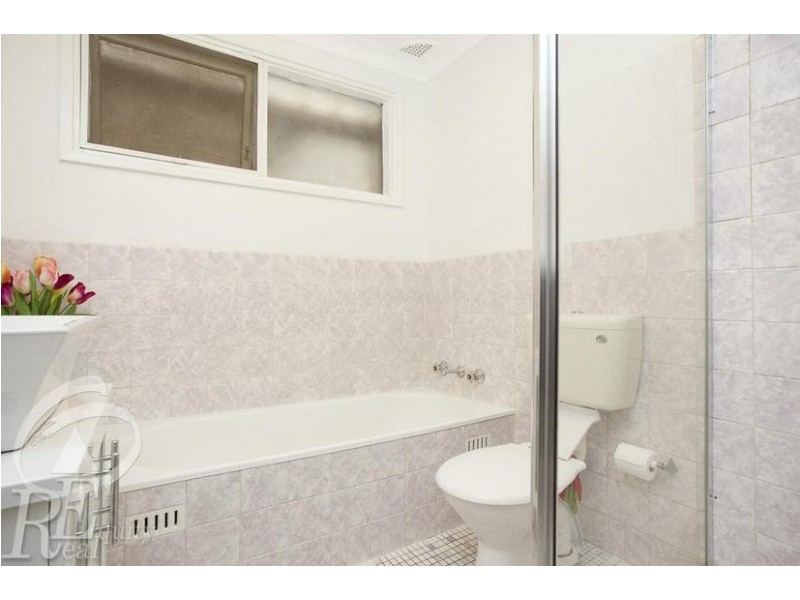 17 Balanada Avenue, Chipping Norton NSW 2170