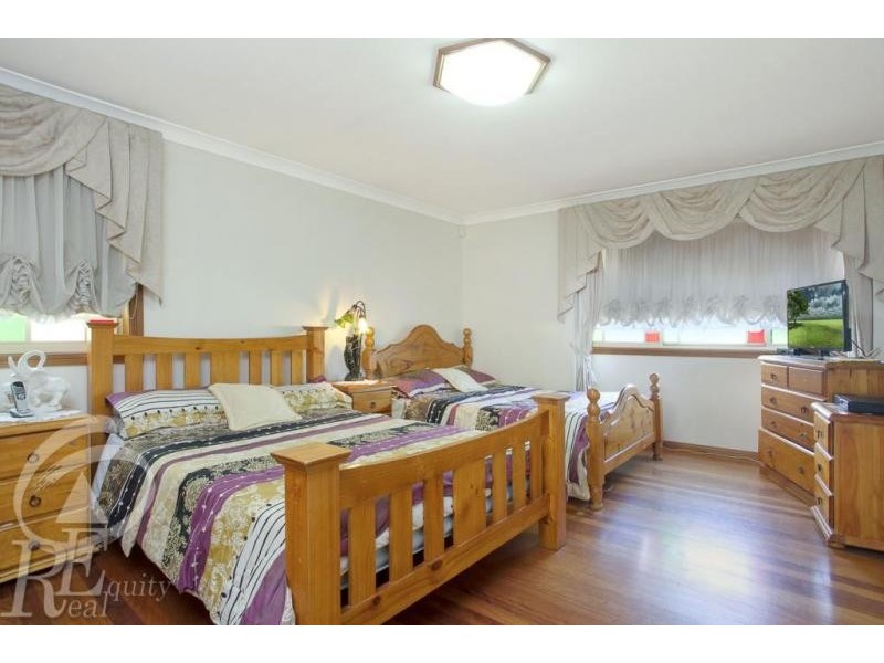 1 Cheltenham Street, Chipping Norton NSW 2170