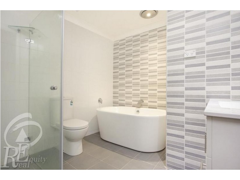 47 Bungarra Crescent, Chipping Norton NSW 2170