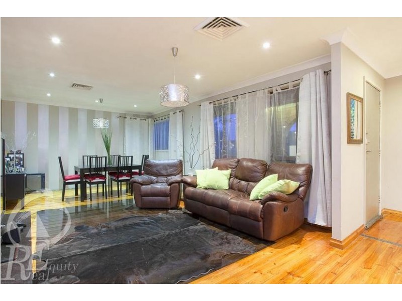 47 Bungarra Crescent, Chipping Norton NSW 2170