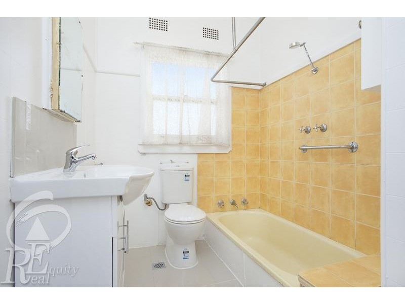 89 Woodlands Road, Liverpool NSW 2170