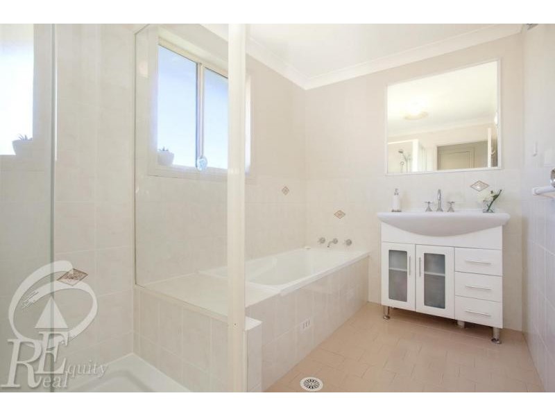 4/56 Central Avenue, Chipping Norton NSW 2170