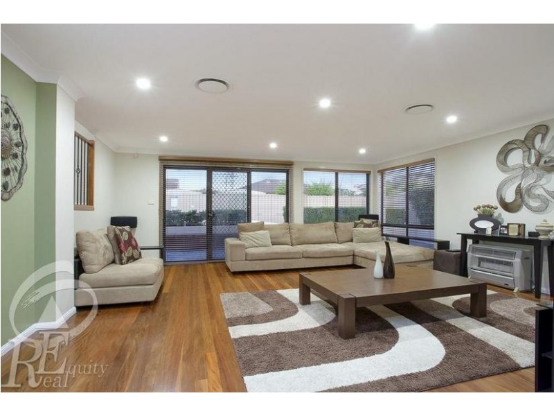 38 Renton Avenue, Moorebank NSW 2170