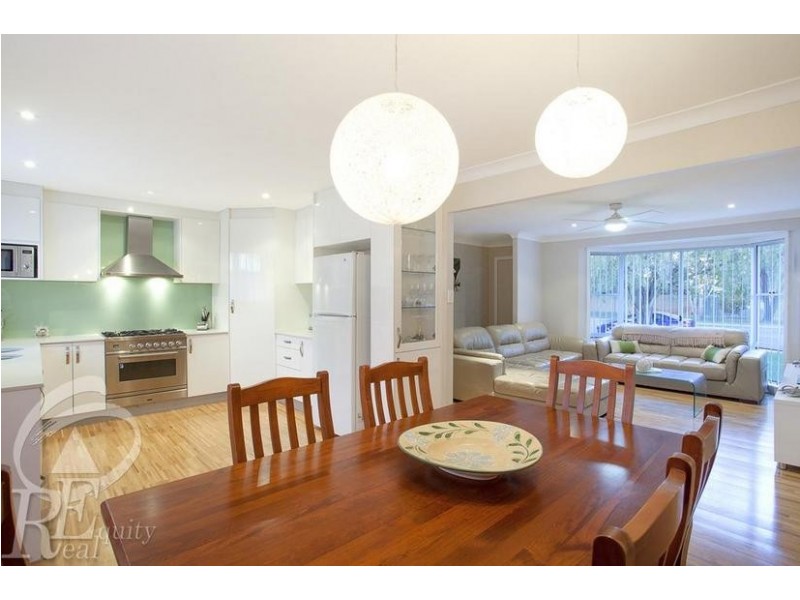 27 Central Avenue, Chipping Norton NSW 2170