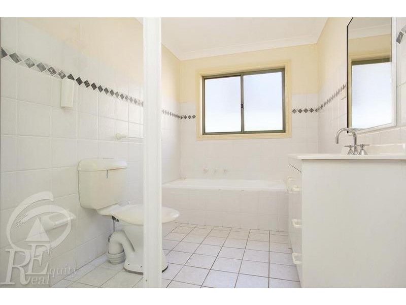 8/197 Epsom Road, Chipping Norton NSW 2170