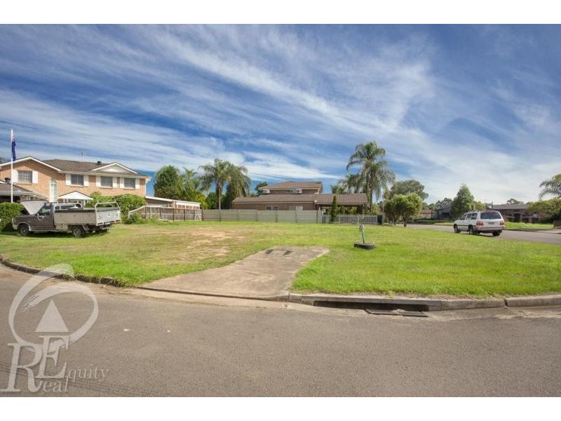 1 Newham Place, Chipping Norton NSW 2170