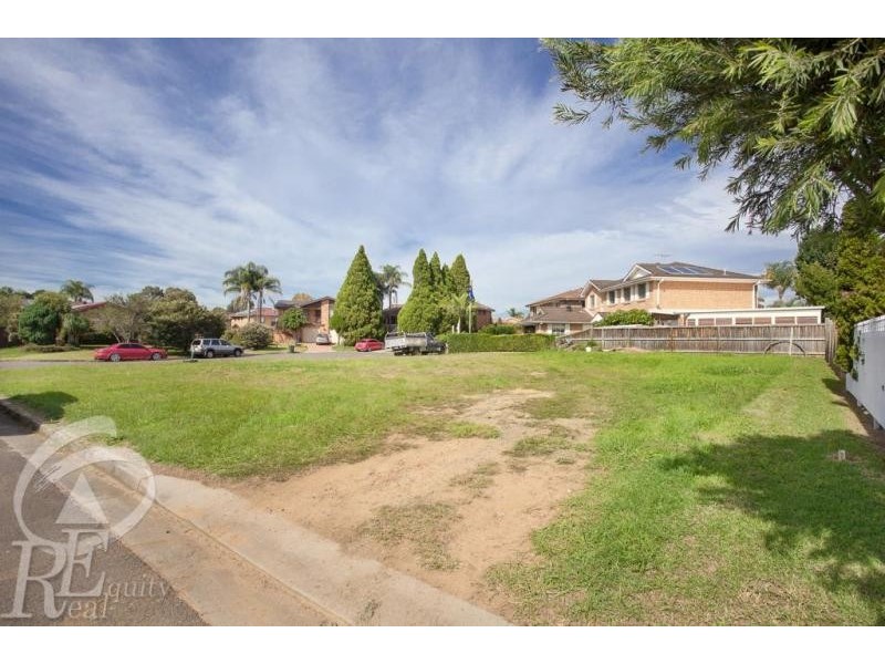 1 Newham Place, Chipping Norton NSW 2170