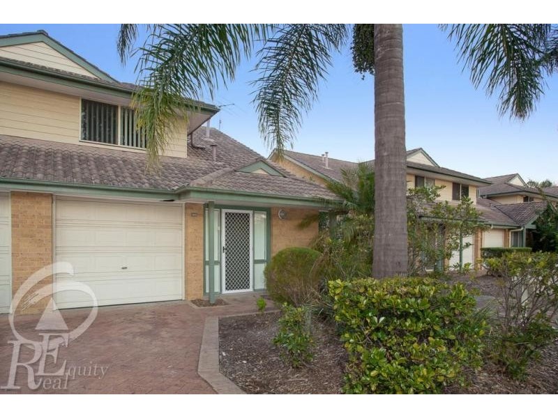 3/6 Ernest Avenue, Chipping Norton NSW 2170