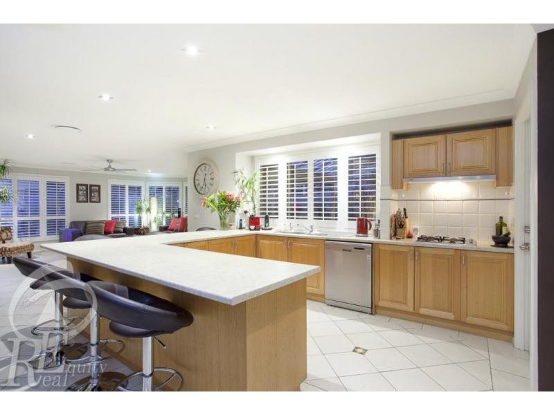 15 Boronia Drive, Voyager Point NSW 2172