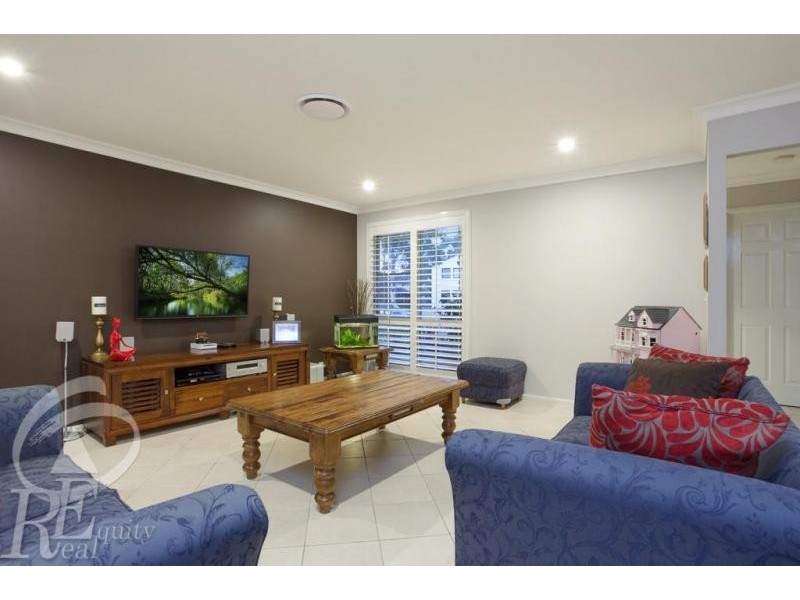 15 Boronia Drive, Voyager Point NSW 2172