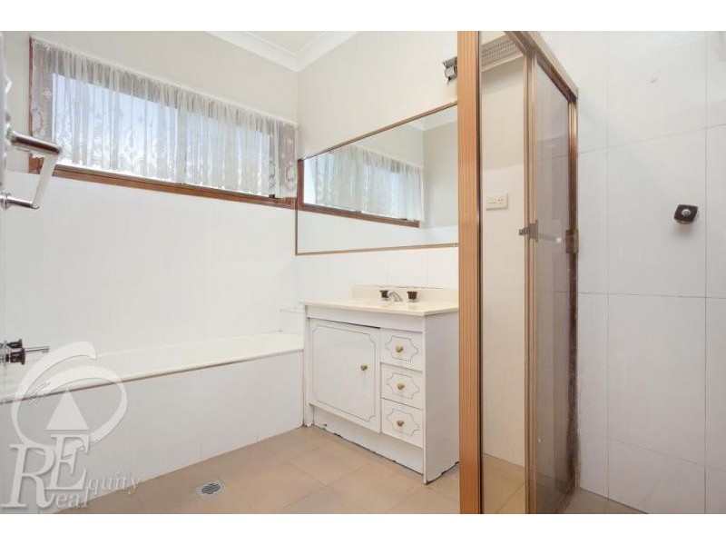 20 Central Avenue, Chipping Norton NSW 2170