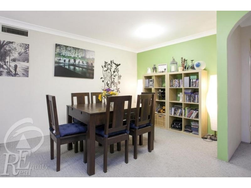 18/2 Mead Drive, Chipping Norton NSW 2170
