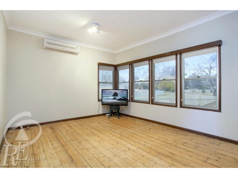 7 Bridges Avenue, Wattle Grove NSW 2173