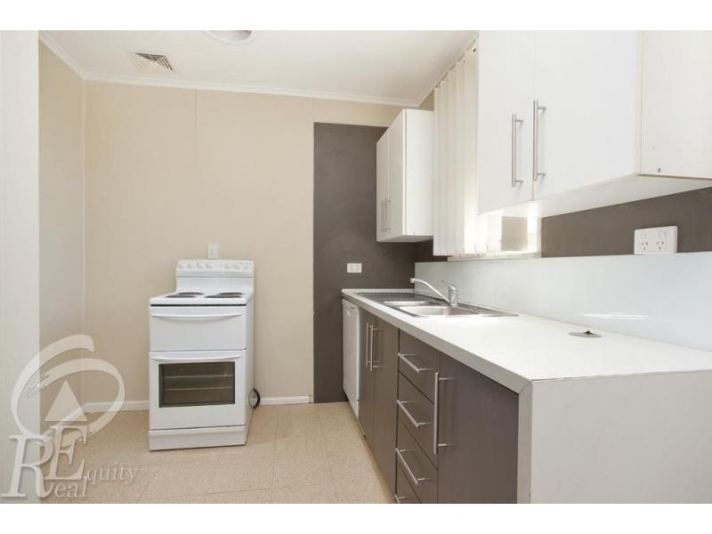 9 Tarakan Street, Holsworthy NSW 2173