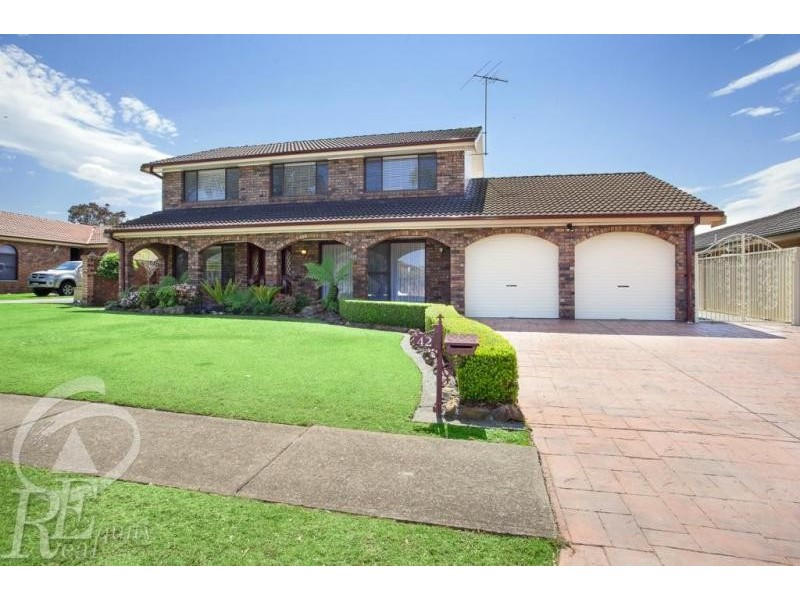 42 Rugby Crescent, Chipping Norton NSW 2170