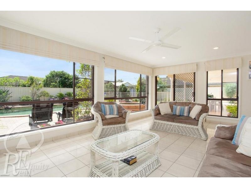 42 Rugby Crescent, Chipping Norton NSW 2170