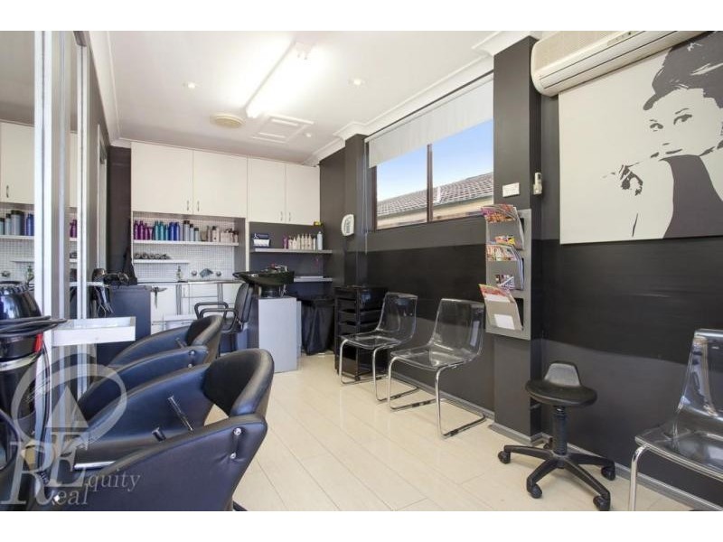 42 Rugby Crescent, Chipping Norton NSW 2170