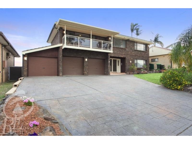 32 Elouera Crescent, Moorebank NSW 2170