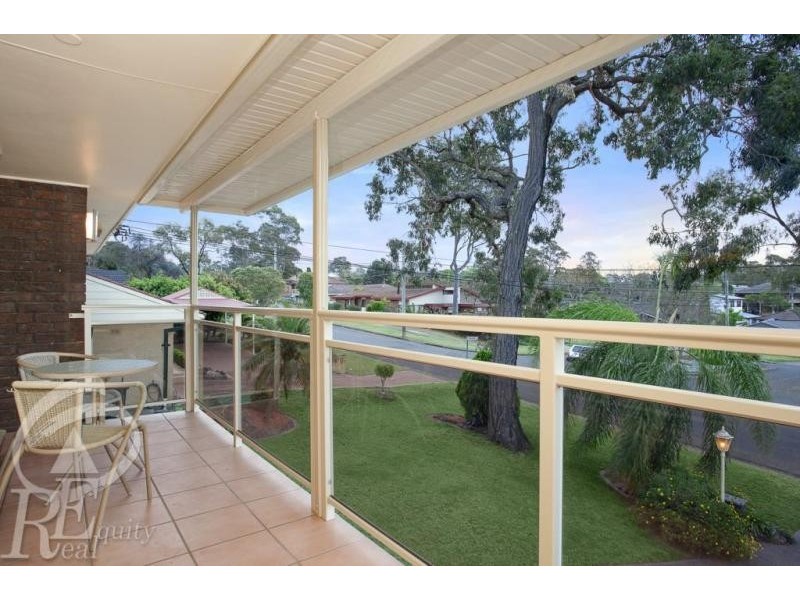 32 Elouera Crescent, Moorebank NSW 2170