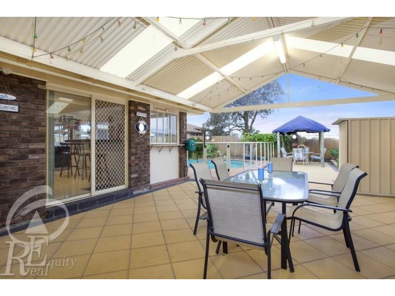 32 Elouera Crescent, Moorebank NSW 2170