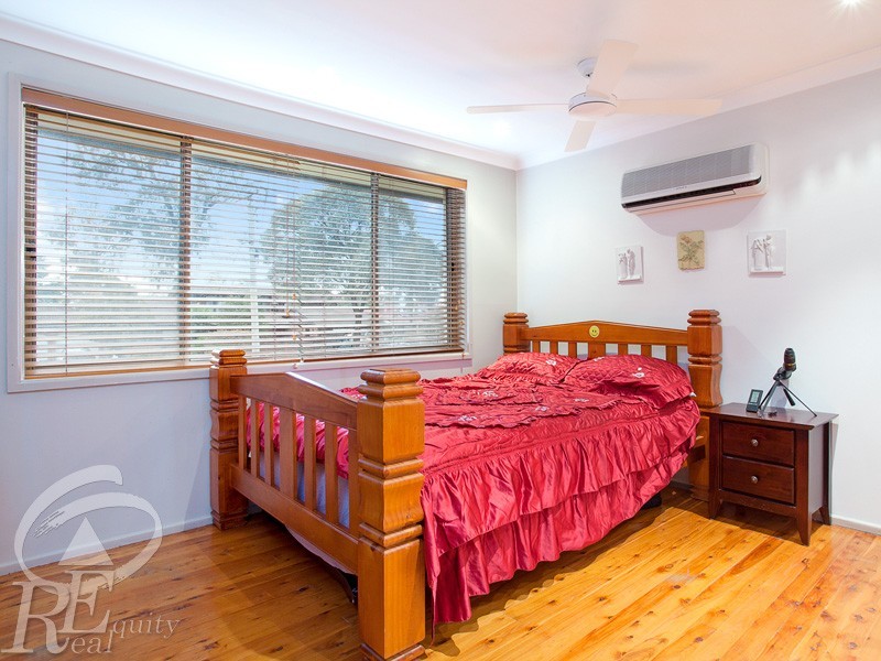 78 Bungarra Crescent, Chipping Norton NSW 2170