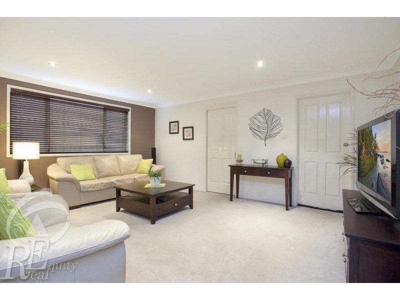 111 Rugby Crescent, Chipping Norton NSW 2170