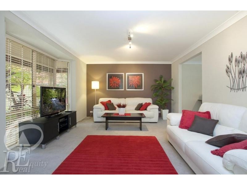 111 Rugby Crescent, Chipping Norton NSW 2170