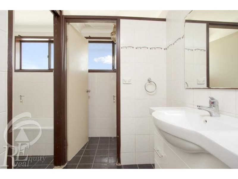 241 Newbridge Road, Chipping Norton NSW 2170