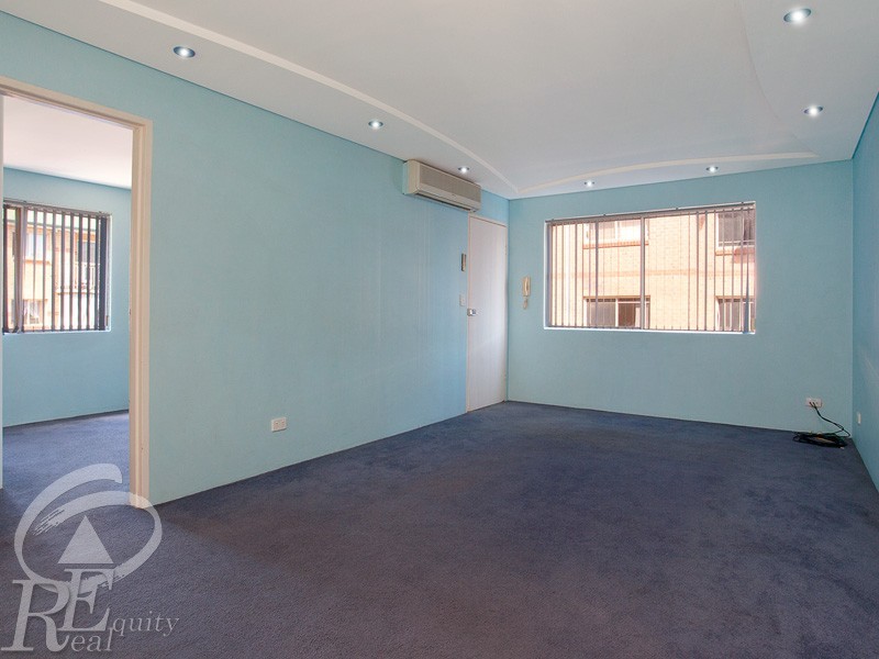 4/120 Moore Street, Liverpool NSW 2170
