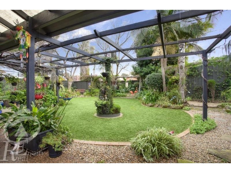 21 Ernest Avenue, Chipping Norton NSW 2170