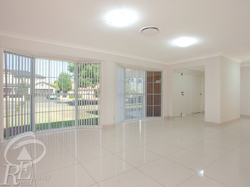 35 Ernest Avenue, Chipping Norton NSW 2170
