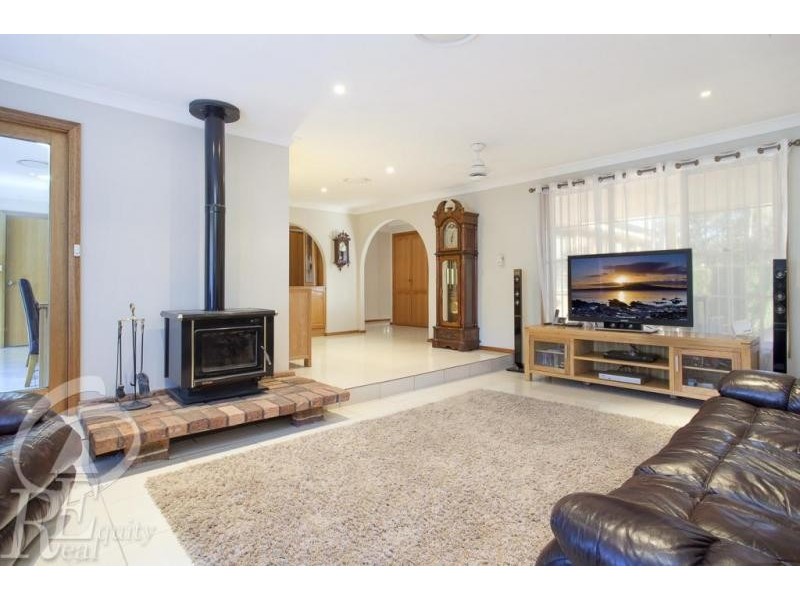 54 Lavington Avenue, Chipping Norton NSW 2170