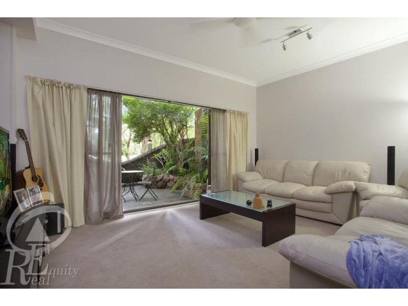 10/4 Ernest Avenue, Chipping Norton NSW 2170