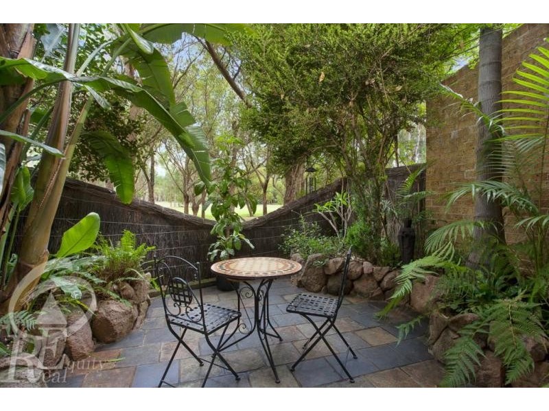 10/4 Ernest Avenue, Chipping Norton NSW 2170