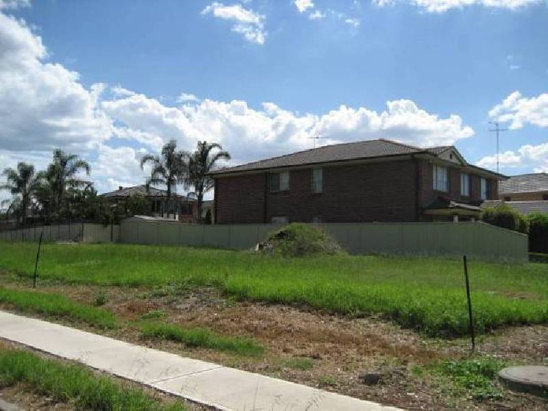 2 Cheltenham Street, Chipping Norton NSW 2170