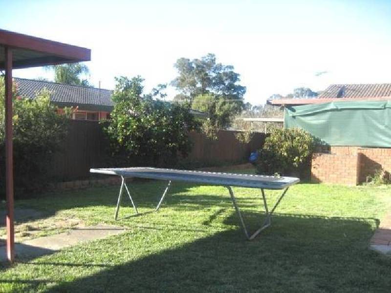 13 Bangalla Ave, Chipping Norton NSW 2170