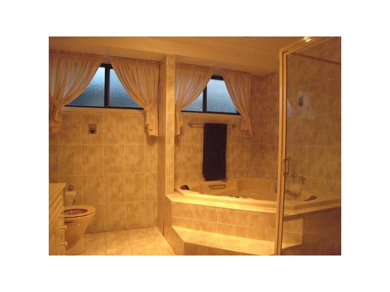 Chipping Norton NSW 2170