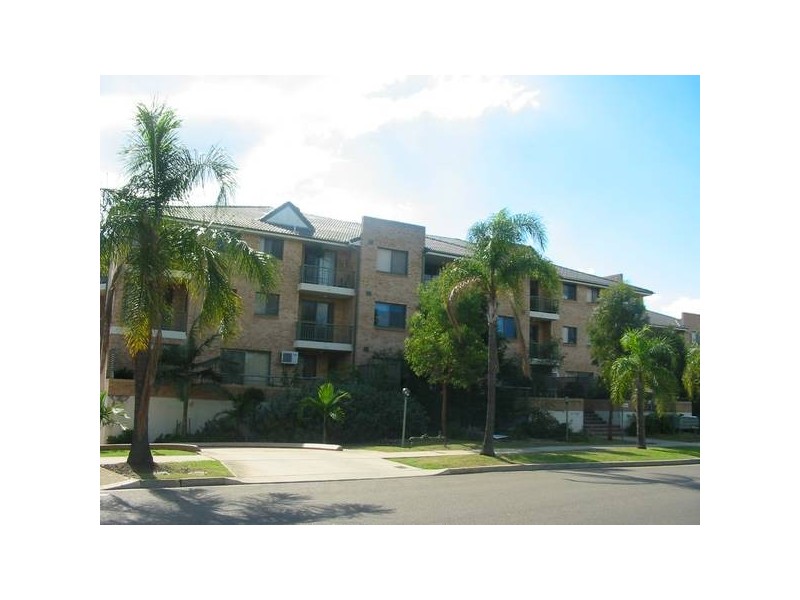 211/36 Mead Drive, Chipping Norton NSW 2170