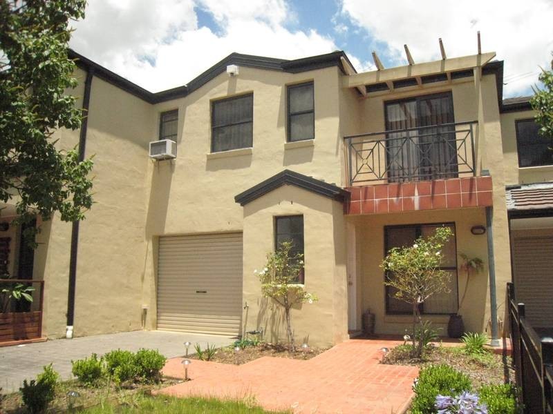 2/15 Westbury Street, Chipping Norton NSW 2170